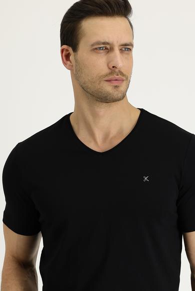 Erkek Giyim - SİYAH L Beden V Yaka Slim Fit Nakışlı Tişört