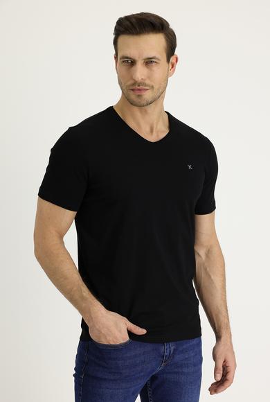 Erkek Giyim - SİYAH L Beden V Yaka Slim Fit Nakışlı Tişört