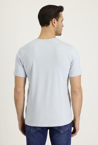 Erkek Giyim - AÇIK MAVİ XXL Beden V Yaka Slim Fit Nakışlı Tişört
